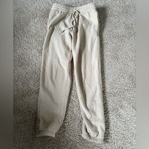 Aritzia TNA Cozy Fleece Boyfriend Pants in Cream